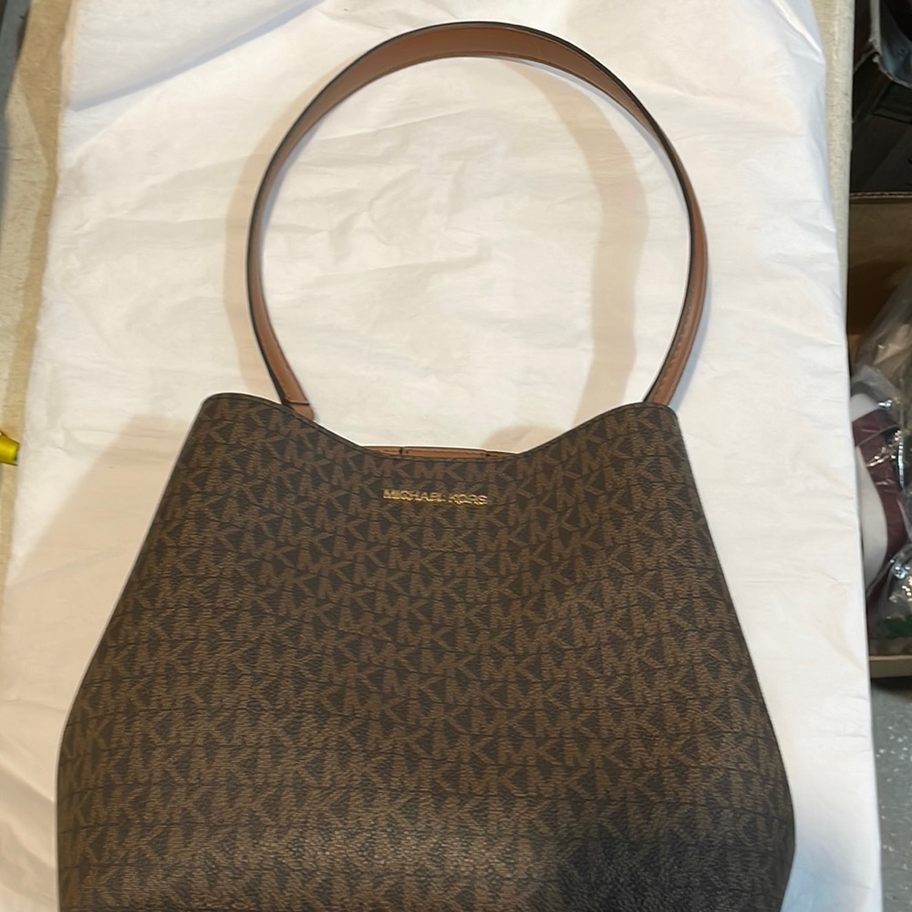 Michael Kors Pratt Medium Signature Logo Shoulder Bag  - BROWN